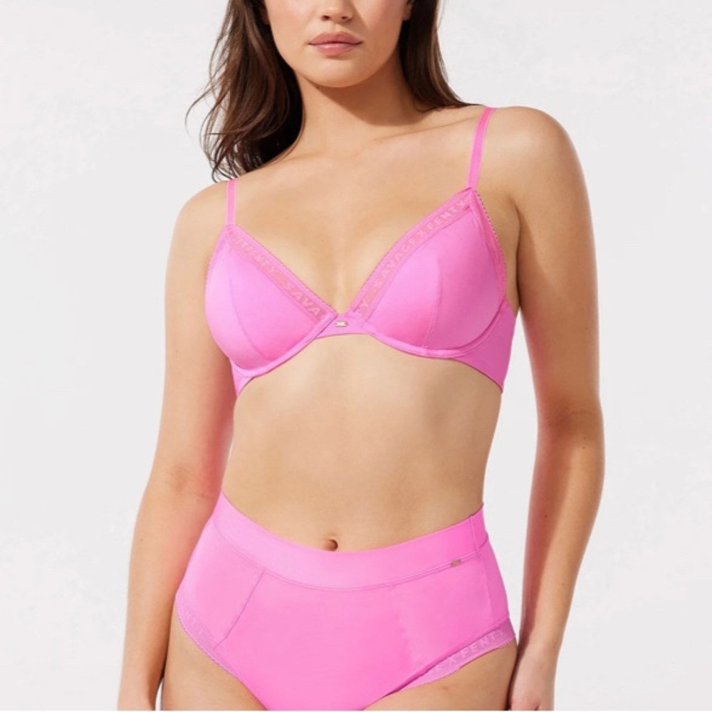 Savage x Fendy New Microfiber Logo-trim Unlined Plunge Bra Size 36C